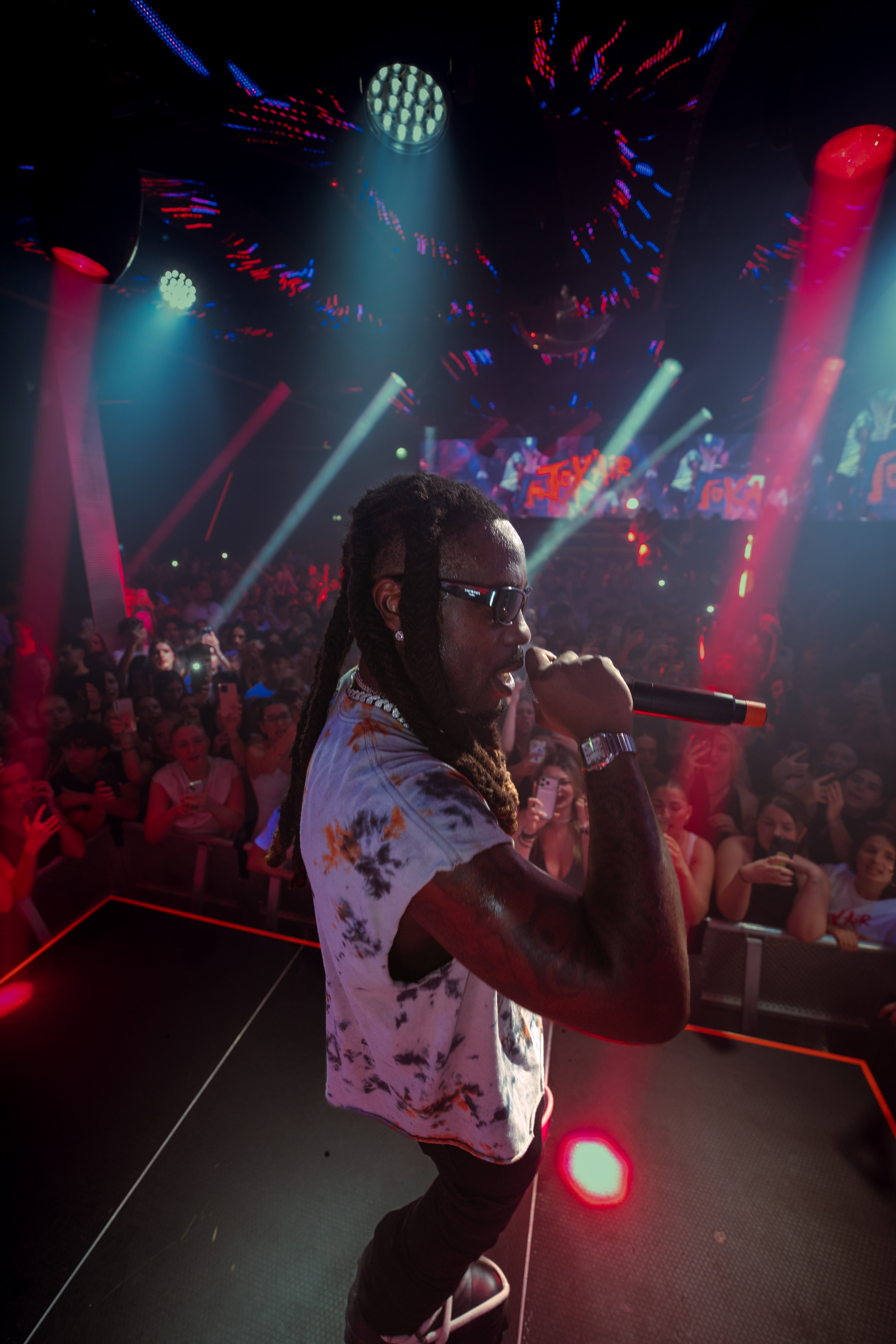 Jok'air sur scène au One Club